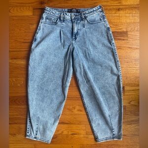 Women’s Hollister High Rise Balloon Jeans